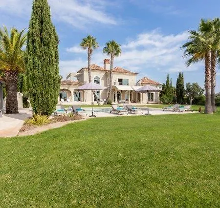 Villa Carvoeiro Sleeps 8 With Pool Air Con And Wifi Carvoeiro (Lagoa)