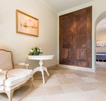 ヴィラ Carvoeiro Sleeps 8 With Pool Air Con And Wifi